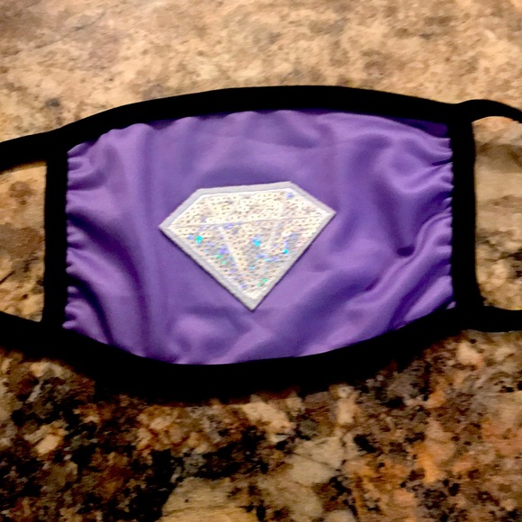 Face mask - Picture 1 of 1